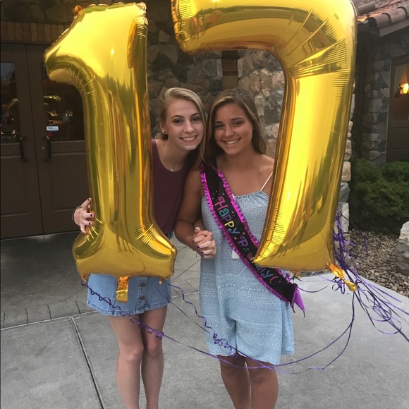 Meet your Posher, Kassidy - Picture 4 of 6